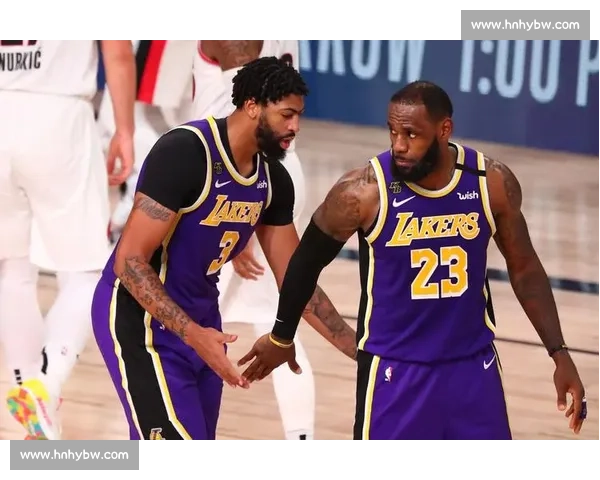 湖人热火总决赛G四战詹眉强势回应巴特勒关键之夜胜负悬念拉满全场